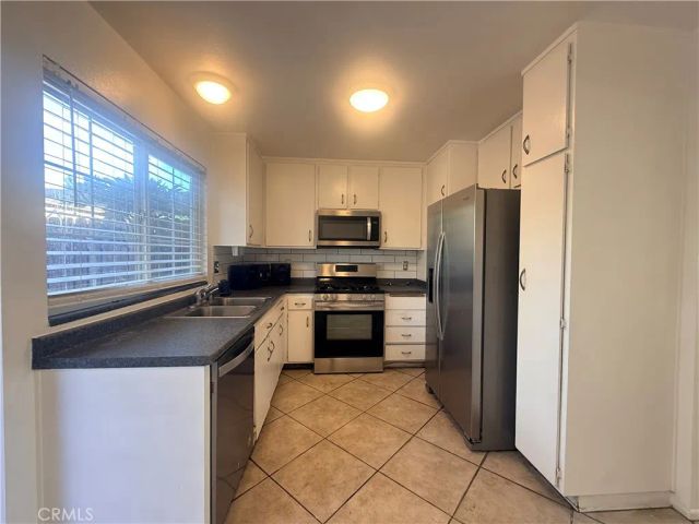 10570 White Oak, Riverside, CA 92505