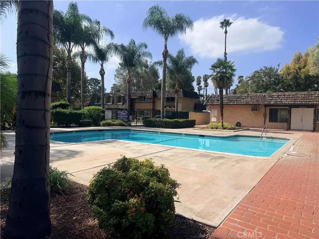 10570 White Oak, Riverside, CA 92505