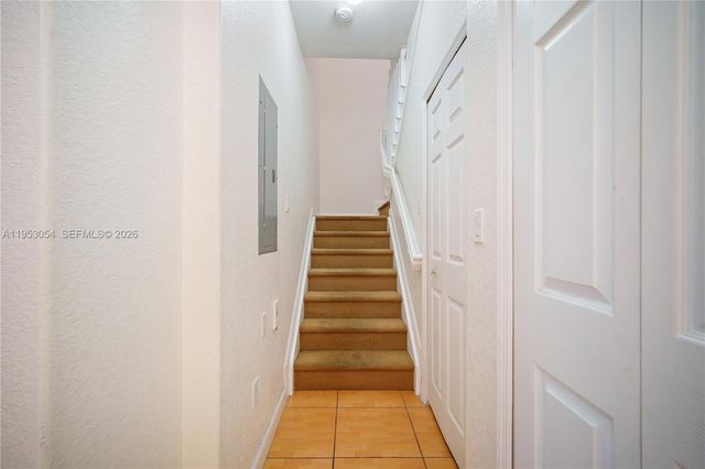 10242 NW 7th St 209, Miami, FL 33172