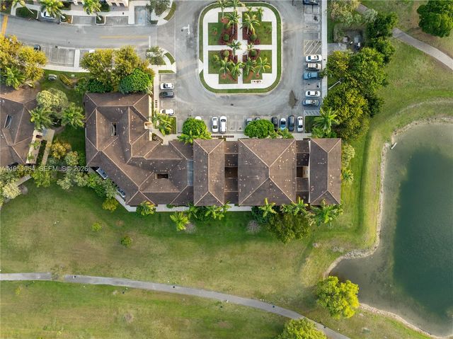 10242 NW 7th St 209, Miami, FL 33172