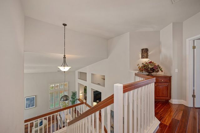 11705 Gold Parke Ln, Gold River, CA 95670