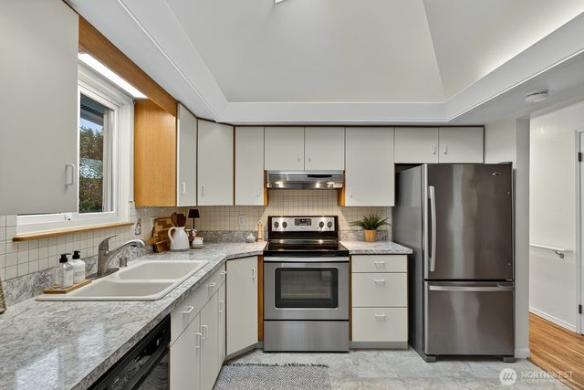 5610 Rosario Way, Anacortes, WA 98221