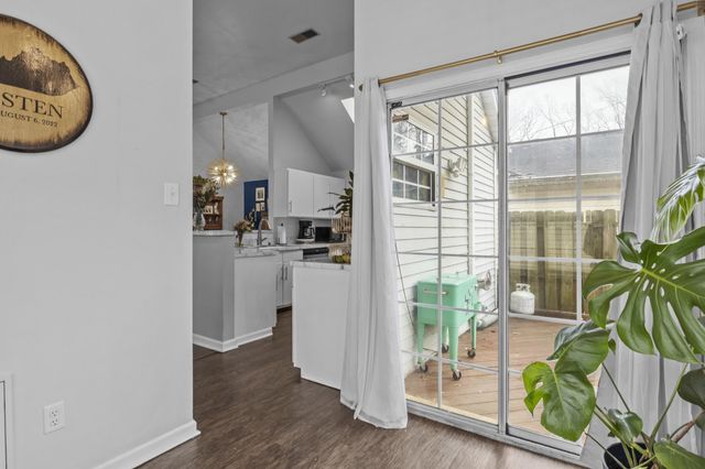 400 Bradford Colony Drive, Lexington, KY 40515