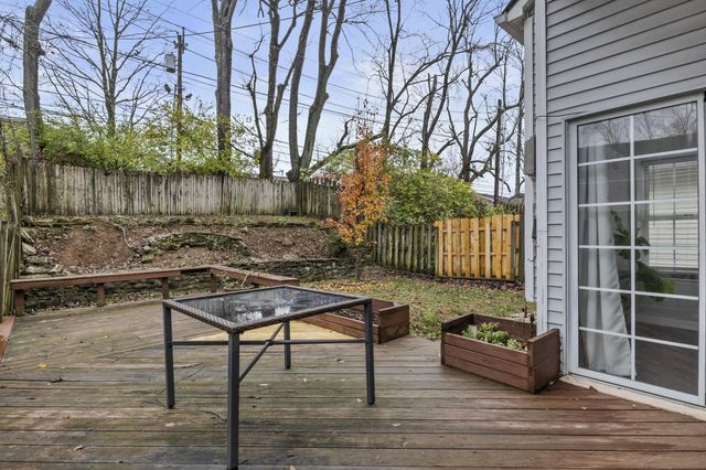 400 Bradford Colony Drive, Lexington, KY 40515