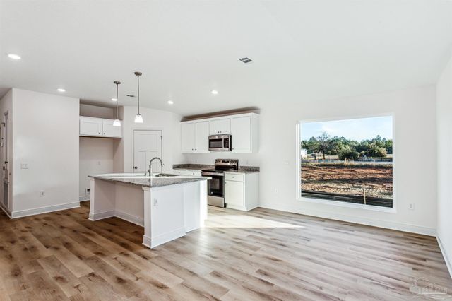 5009 Rainwater Rd, Milton, FL 32583