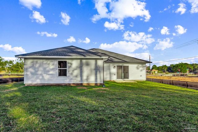 5009 Rainwater Rd, Milton, FL 32583