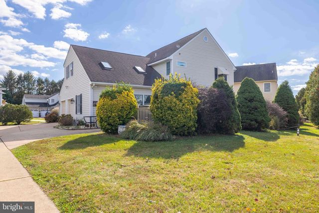 13 DENISE CT, Bear, DE 19701