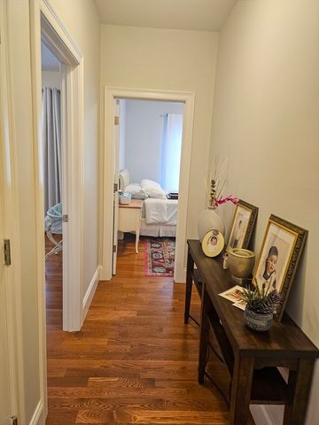 4 Sabrinas Way, Dartmouth, MA 02747