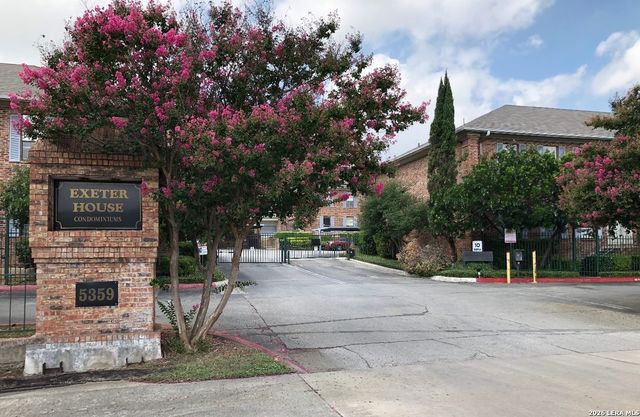 5359 Fredericksburg Rd Apt 302, San Antonio, TX 78229