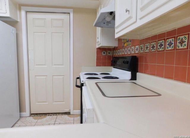 5359 Fredericksburg Rd Apt 302, San Antonio, TX 78229
