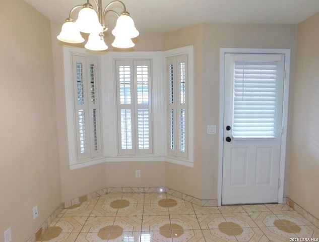 5359 Fredericksburg Rd Apt 302, San Antonio, TX 78229