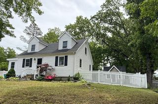 4 Robin Rd, Billerica, MA 01821