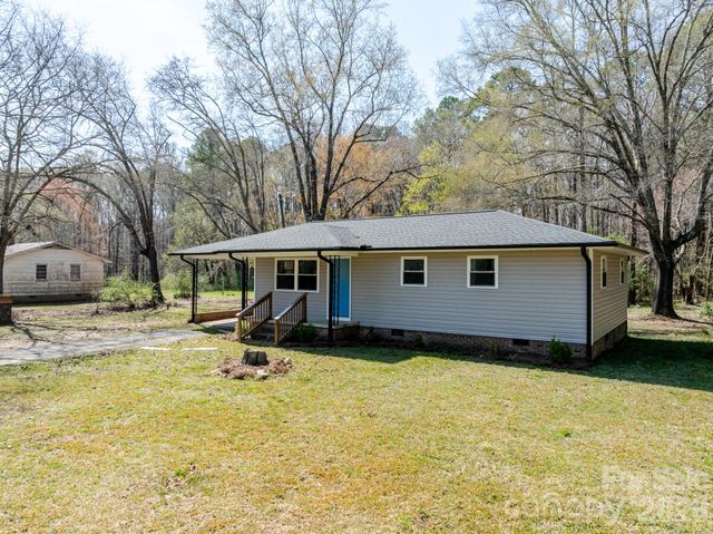 5028 NC 109 Highway S, Mount Gilead, NC 27306