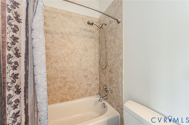 2018 Valentine Rd, Fairfield, VA 23228