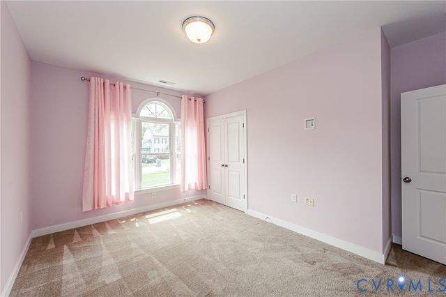 2018 Valentine Rd, Fairfield, VA 23228