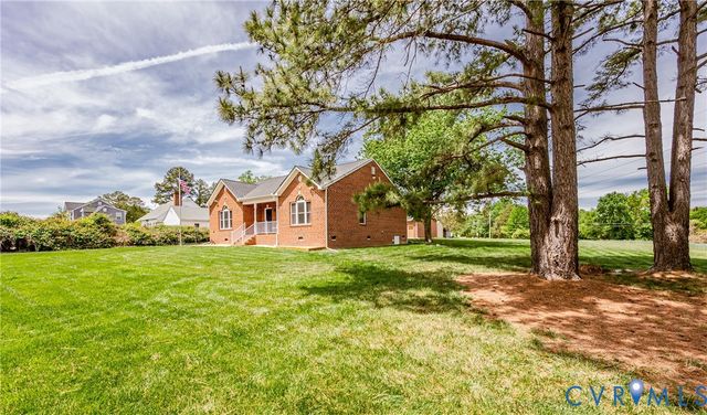 2018 Valentine Rd, Fairfield, VA 23228