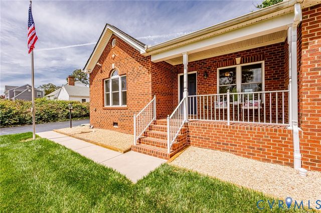 2018 Valentine Rd, Fairfield, VA 23228