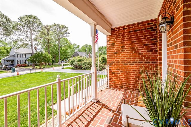 2018 Valentine Rd, Fairfield, VA 23228