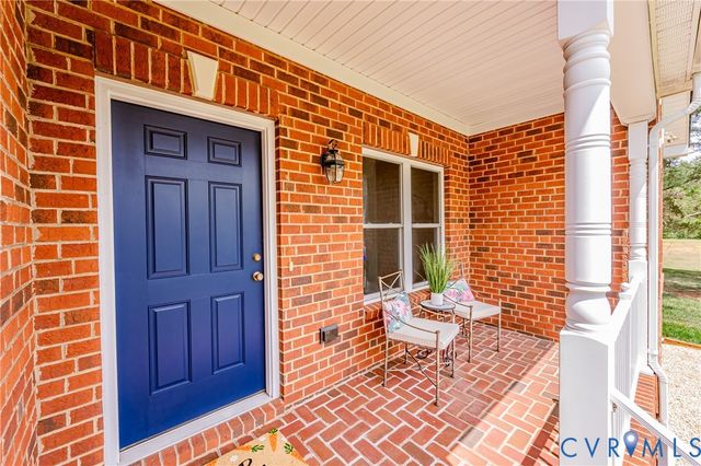 2018 Valentine Rd, Fairfield, VA 23228