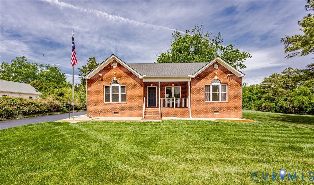 2018 Valentine Rd, Fairfield, VA 23228