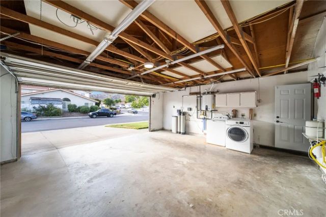 235 Laurelwood Lane, Lake Elsinore, CA 92530
