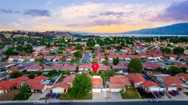 235 Laurelwood Lane, Lake Elsinore, CA 92530