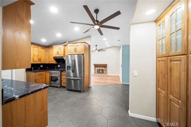235 Laurelwood Lane, Lake Elsinore, CA 92530