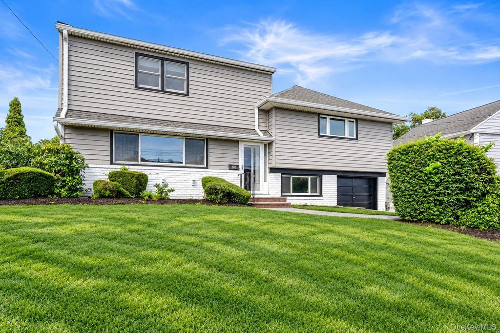 190 W Waukena Avenue, Oceanside, NY 11572 — exterior