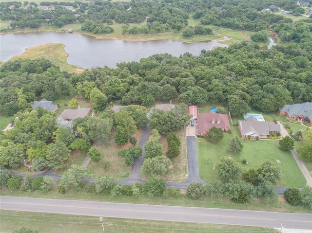 13974 S Broadway, Edmond, OK 73034