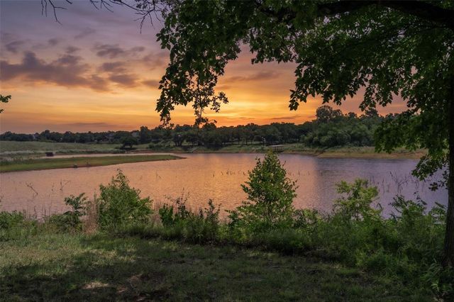13974 S Broadway, Edmond, OK 73034