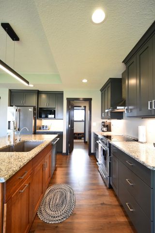 1800 20th Avenue Circle NE, Kasson, MN 55944