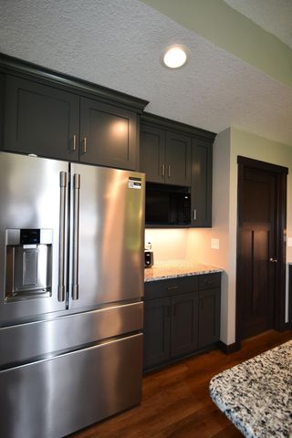 1800 20th Avenue Circle NE, Kasson, MN 55944