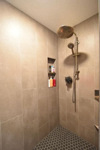 1800 20th Avenue Circle NE, Kasson, MN 55944