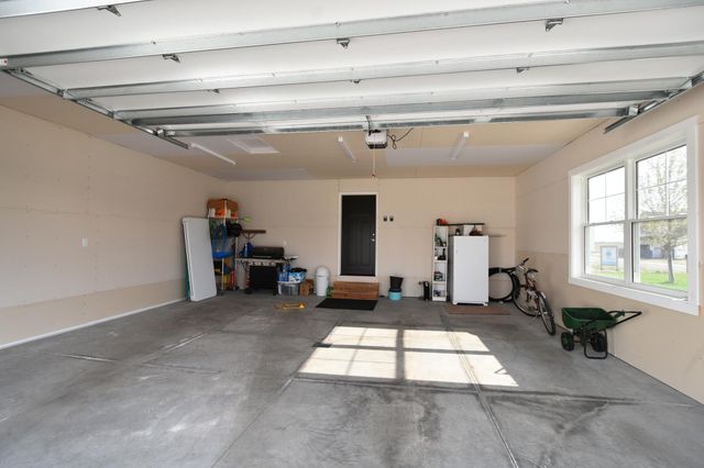 1800 20th Avenue Circle NE, Kasson, MN 55944