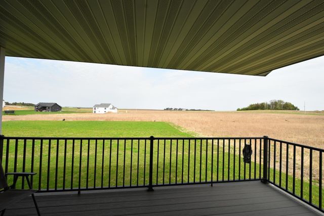 1800 20th Avenue Circle NE, Kasson, MN 55944