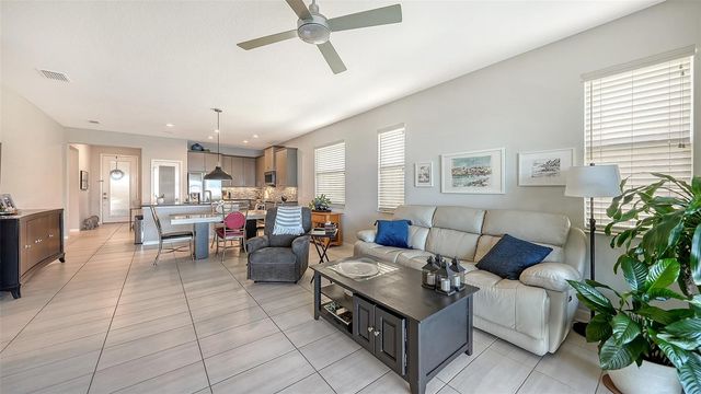 3115 TRUSTEE AVENUE, Sarasota, FL 34243