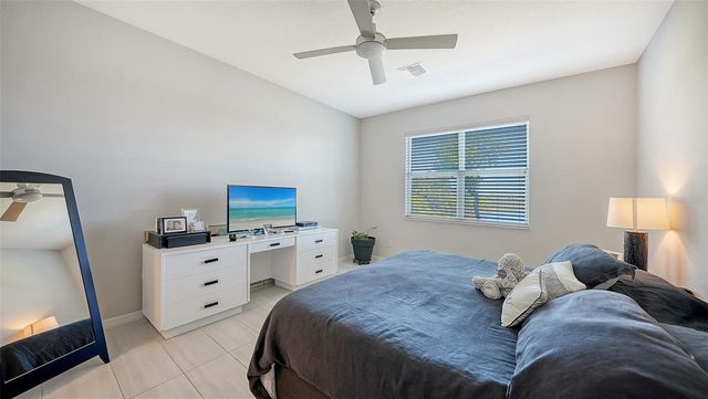 3115 TRUSTEE AVENUE, Sarasota, FL 34243