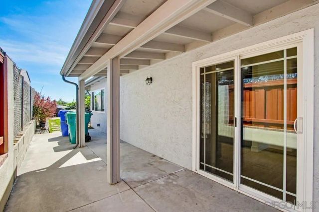 4231 Thomas St, Oceanside, CA 92056