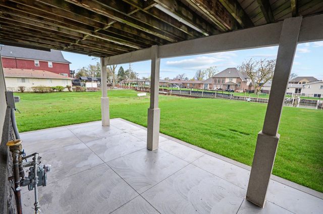 41285 Belvidere Street, Harrison Township, MI 48045