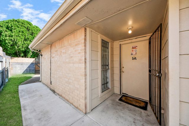 4138 Boone Road, Houston, TX 77072