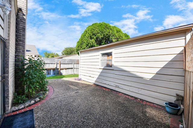 4138 Boone Road, Houston, TX 77072