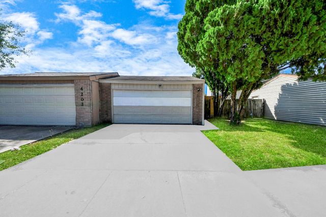 4138 Boone Road, Houston, TX 77072