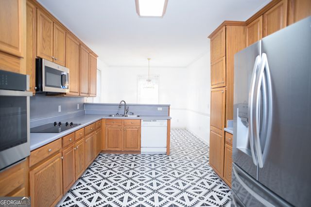 260 Moseley Drive, Stockbridge, GA 30281