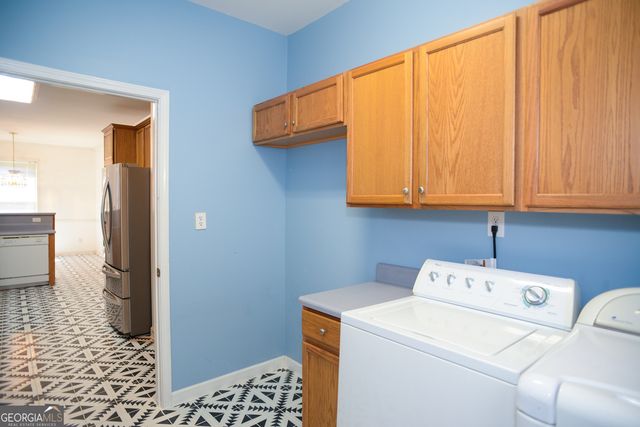 260 Moseley Drive, Stockbridge, GA 30281