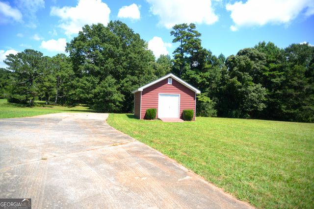 260 Moseley Drive, Stockbridge, GA 30281