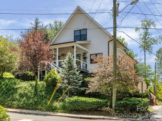 46 Rumbough Place, Asheville, NC 28806