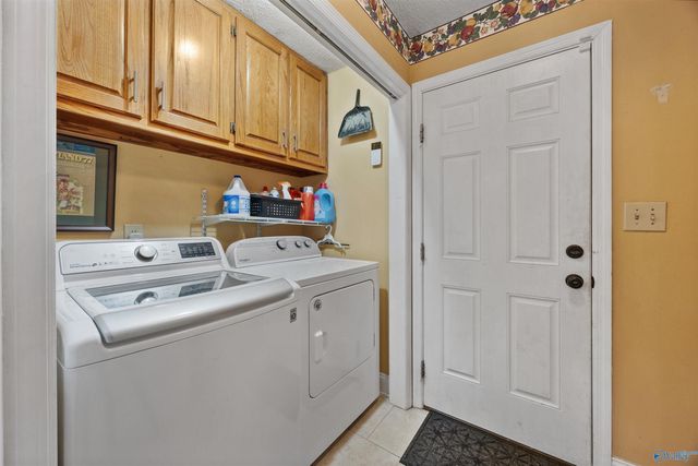 9700 Welch Circle SE, Huntsville, AL 35803