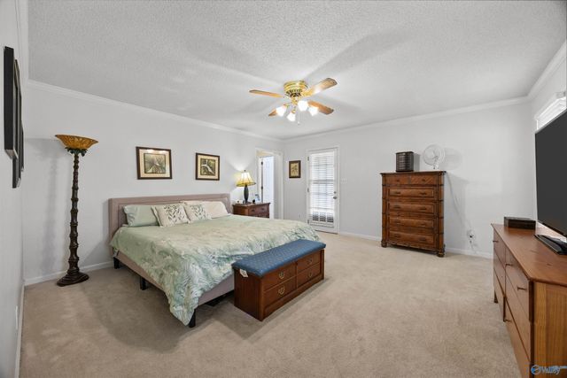 9700 Welch Circle SE, Huntsville, AL 35803