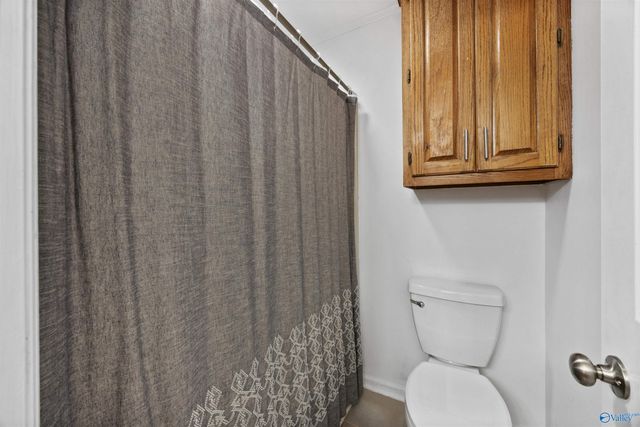 9700 Welch Circle SE, Huntsville, AL 35803