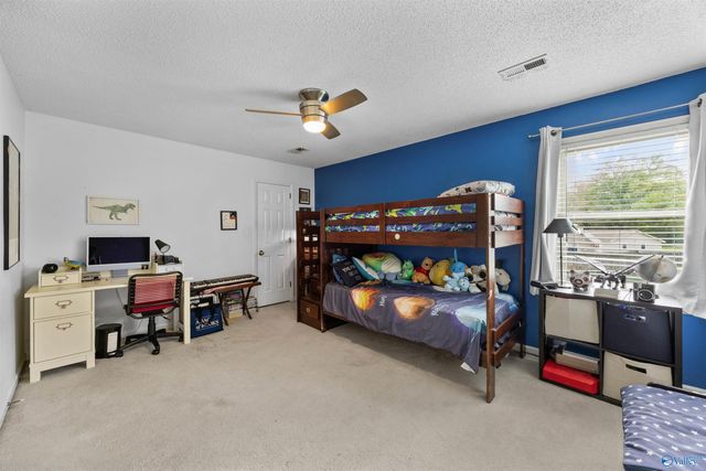 9700 Welch Circle SE, Huntsville, AL 35803